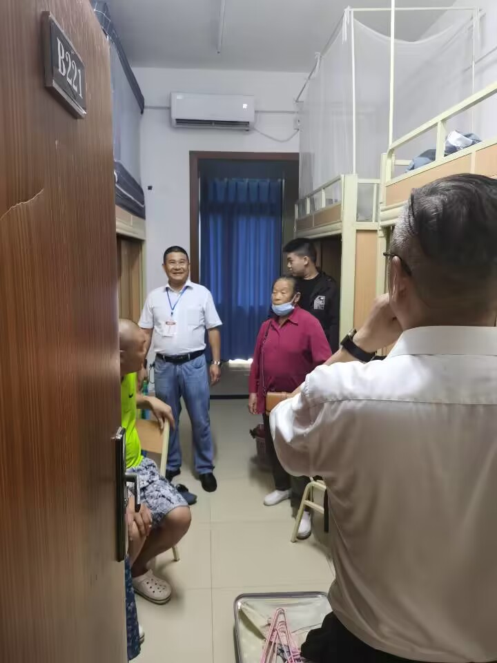 查寝照片2.jpg